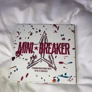 Mini breaker eyeshadow palette